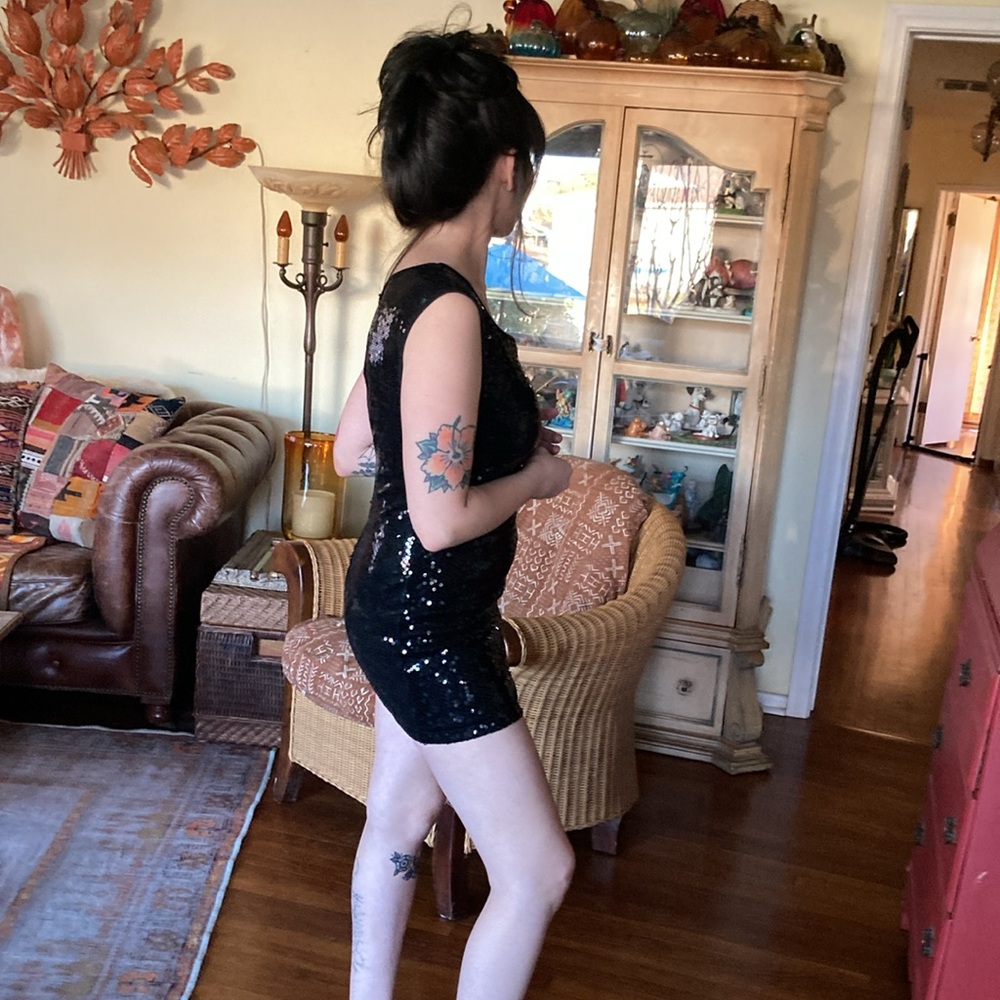 Sequin mini dress - Picture 3 of 5